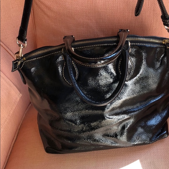 Dooney & Bourke Black Patent Bag - Picture 5 of 9